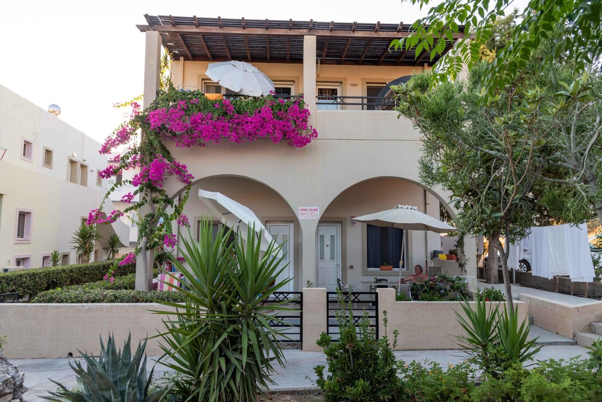 Haraki Sand Beach Exterior photo